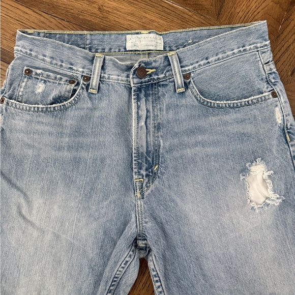 American Eagle Outfitters Blue Jean Shorts Distressed Cut-Offs Size 30/32 - Picture 2 of 6